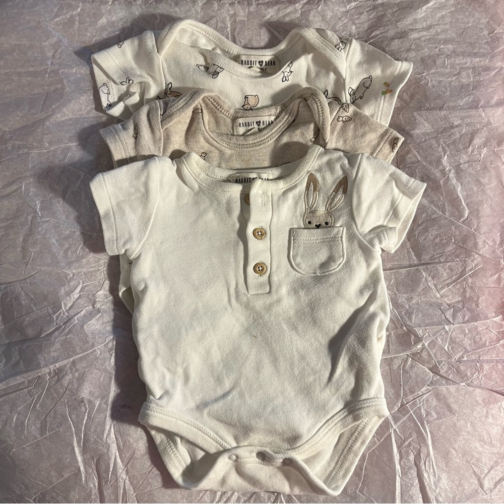 Rabbit + Bear Organic 3-Piece Bundle 0-3M Cotton Natural Bunnies One-Piece Snaps